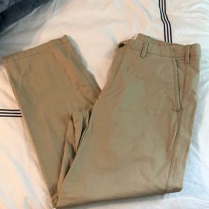 Gap, Men's Khakis Relaxed fit size 36 X 32
